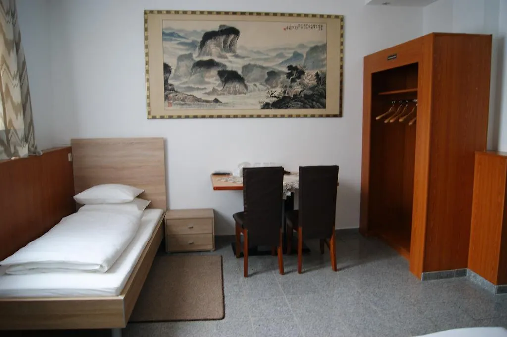 Cafe 168 Bed & Breakfast Viyana