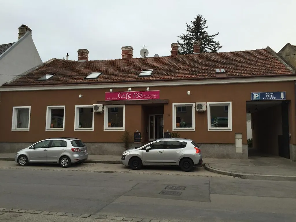 Cafe 168 Bed & Breakfast Viyana