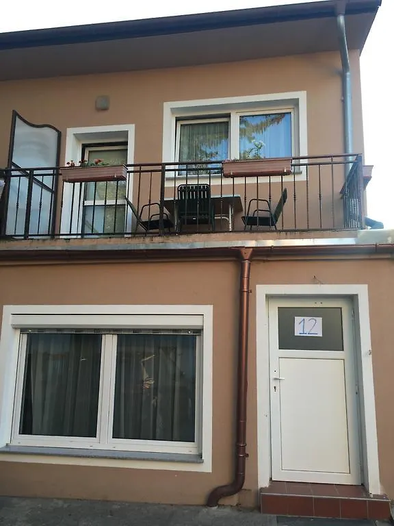 Cafe 168 Bed & Breakfast Viyana